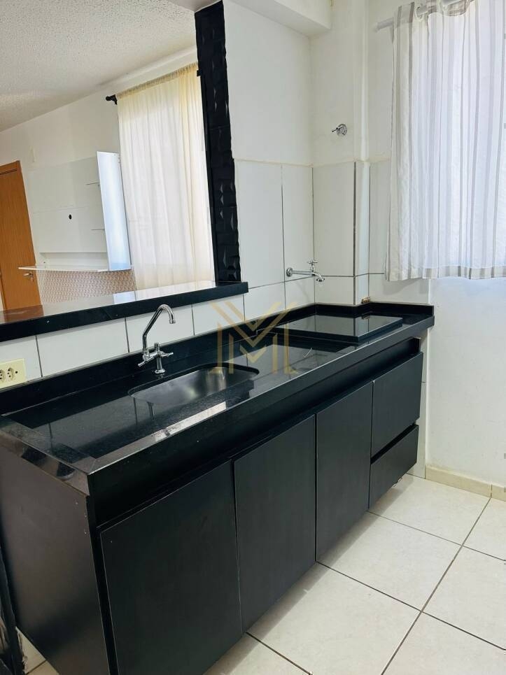 Apartamento à venda com 2 quartos, 45m² - Foto 2