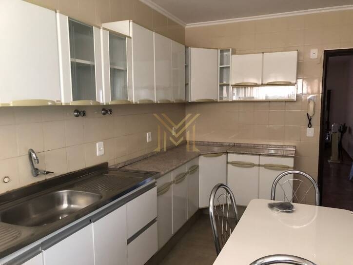 Apartamento à venda com 3 quartos, 105m² - Foto 6