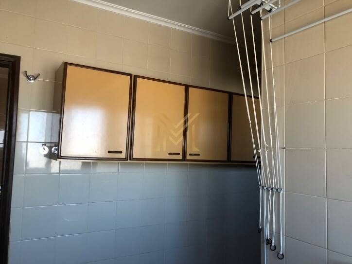 Apartamento à venda com 3 quartos, 105m² - Foto 9