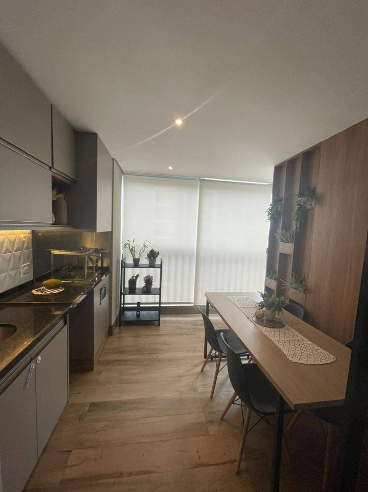 Apartamento à venda com 2 quartos, 84m² - Foto 6