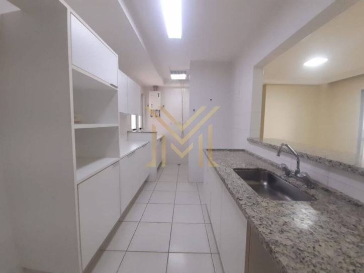 Apartamento à venda com 3 quartos, 85m² - Foto 11