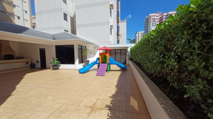 Apartamento à venda com 2 quartos, 79m² - Foto 23