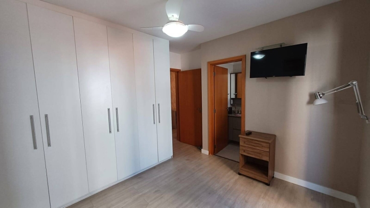 Apartamento à venda com 2 quartos, 79m² - Foto 10