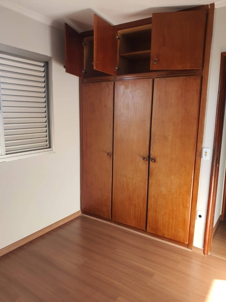 Apartamento à venda com 3 quartos, 60m² - Foto 3