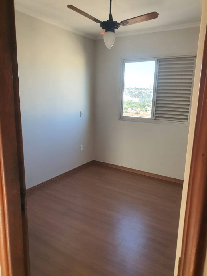 Apartamento à venda com 3 quartos, 60m² - Foto 9