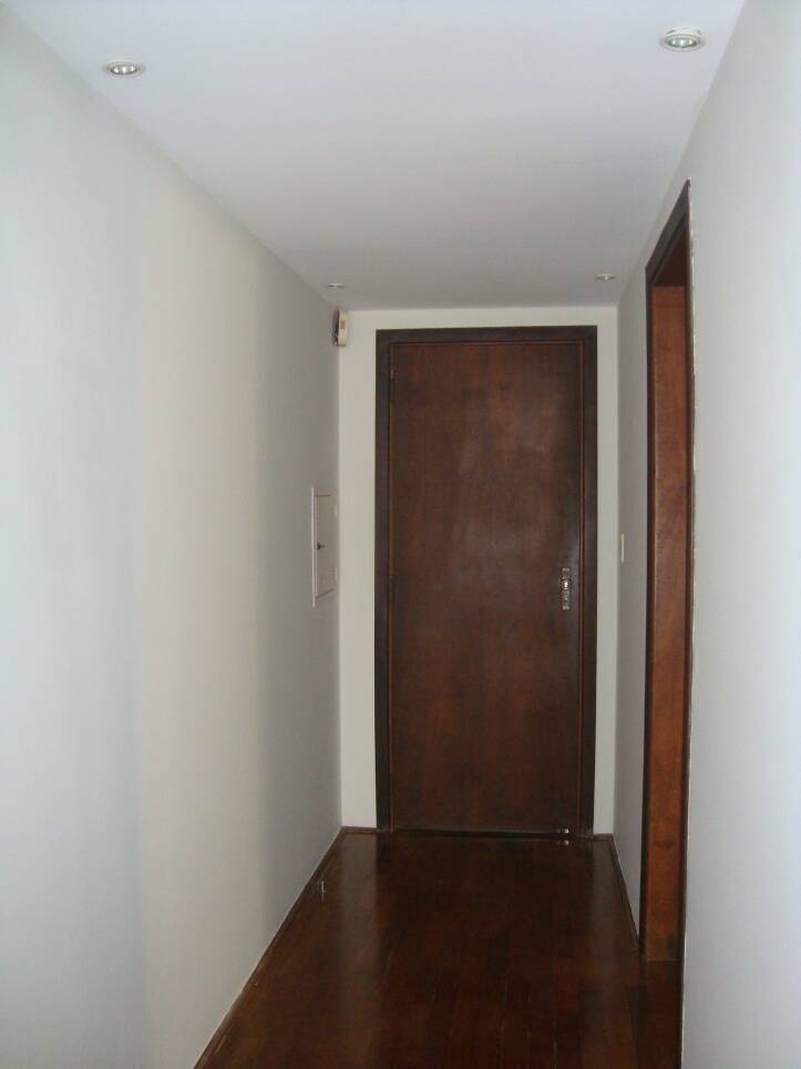 Apartamento à venda com 2 quartos, 75m² - Foto 14