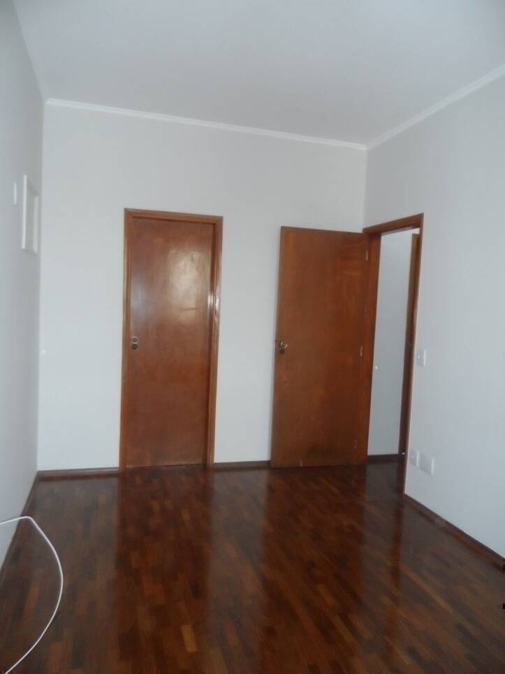 Apartamento à venda com 3 quartos, 120m² - Foto 18