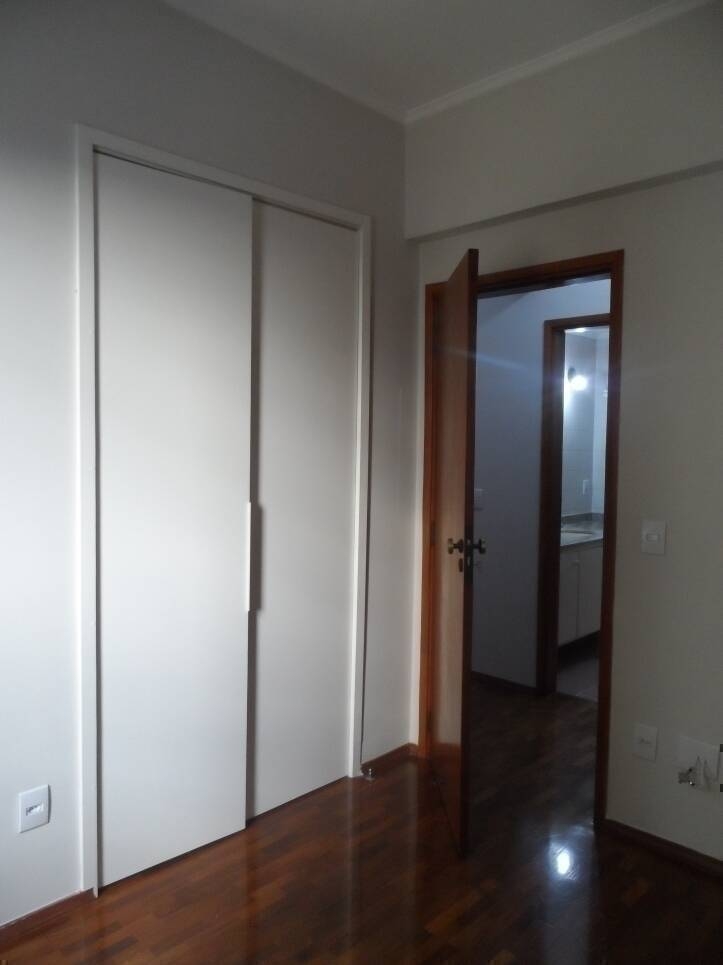 Apartamento à venda com 3 quartos, 120m² - Foto 13