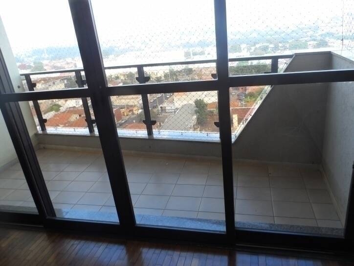 Apartamento à venda com 3 quartos, 120m² - Foto 4