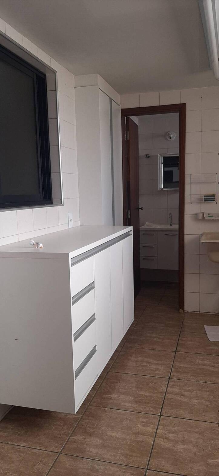 Apartamento à venda com 3 quartos, 120m² - Foto 3