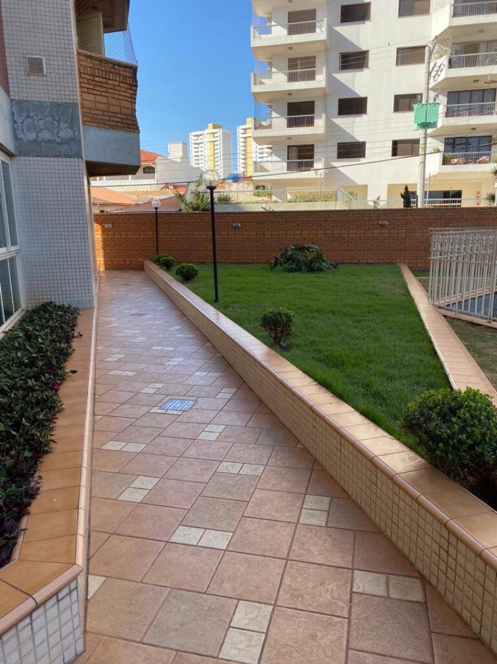 Apartamento à venda com 3 quartos, 207m² - Foto 27