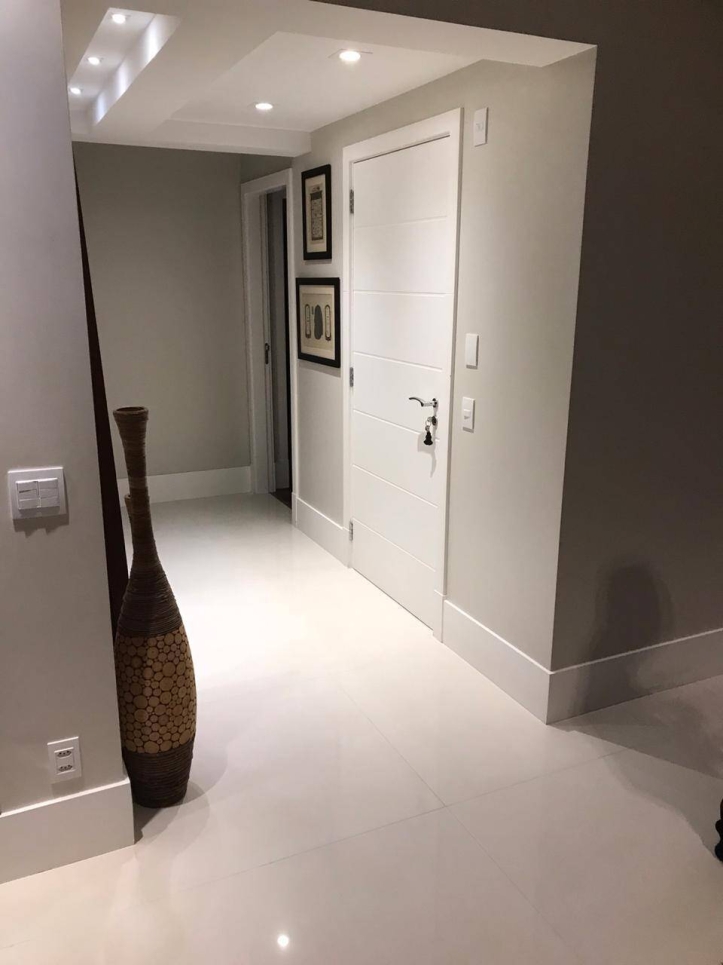 Apartamento à venda com 3 quartos, 150m² - Foto 8