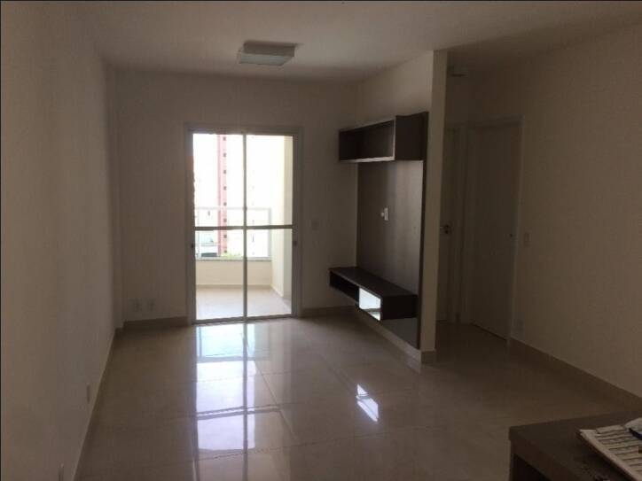 Apartamento à venda com 2 quartos, 65m² - Foto 1