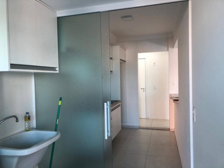 Apartamento à venda com 3 quartos, 110m² - Foto 8