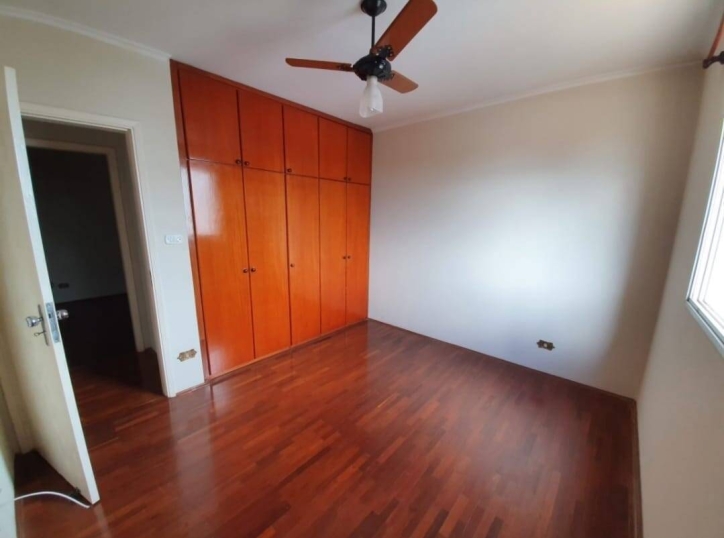 Apartamento à venda com 3 quartos, 110m² - Foto 5