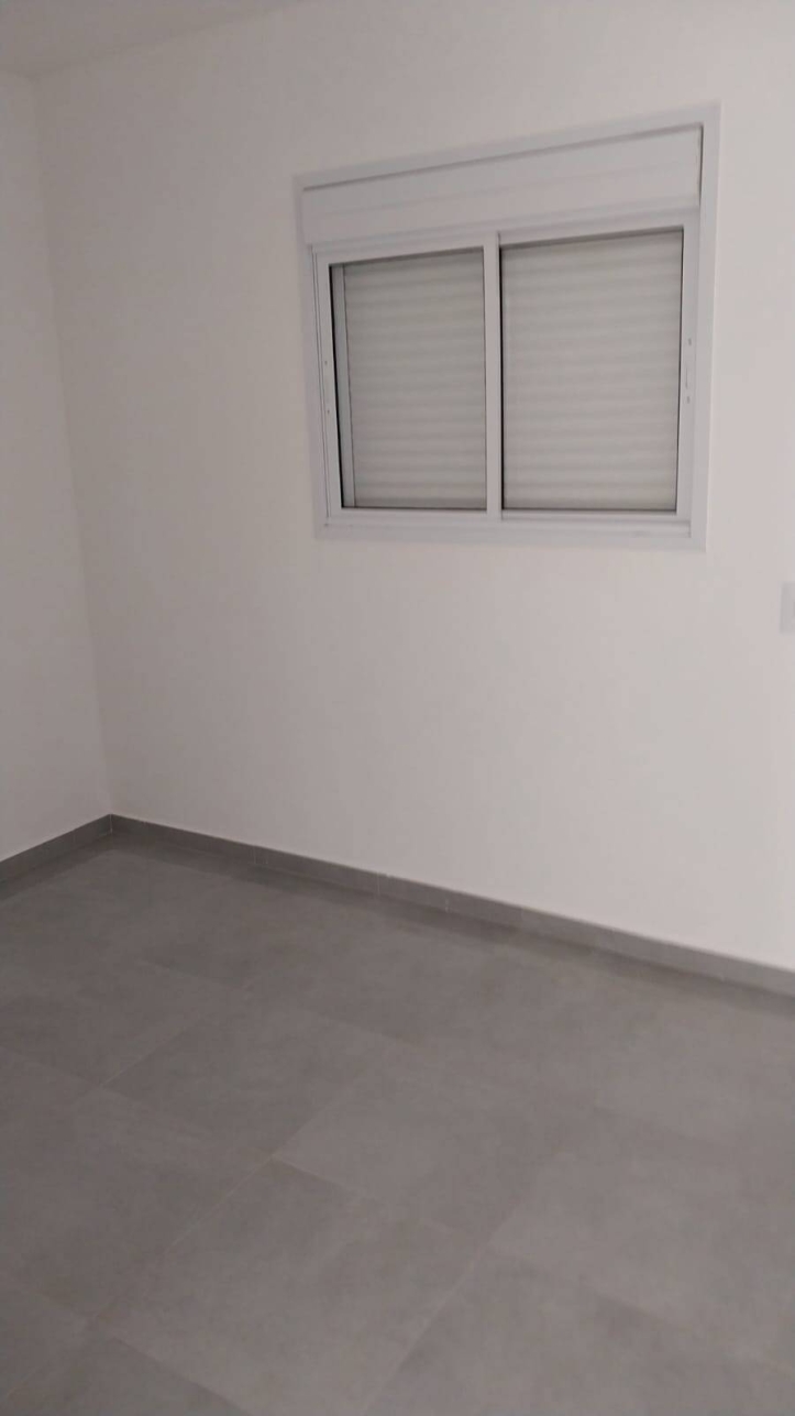 Apartamento à venda com 2 quartos, 70m² - Foto 12