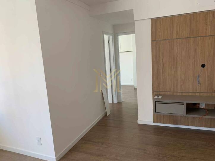 Apartamento à venda com 2 quartos, 64m² - Foto 4