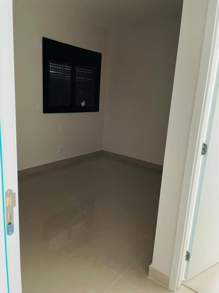 Apartamento à venda com 3 quartos, 159m² - Foto 14