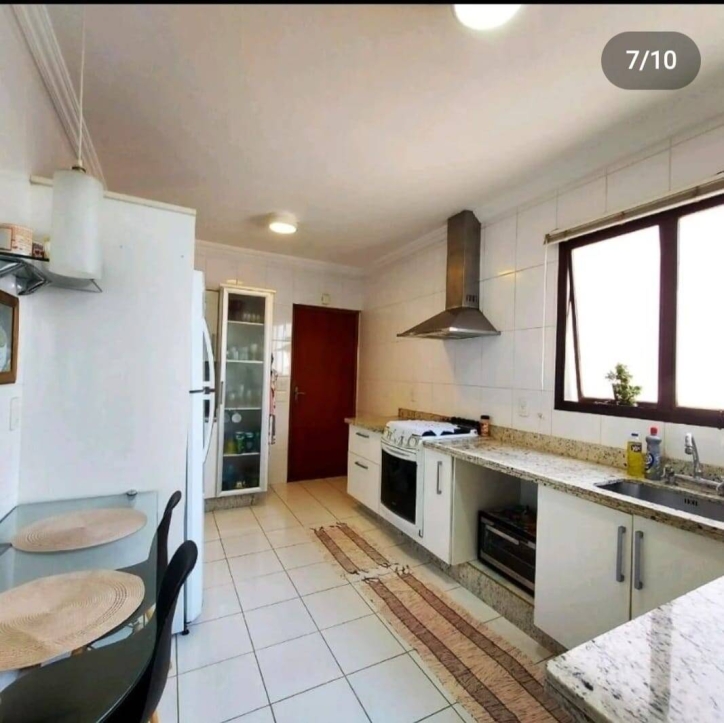 Apartamento à venda com 3 quartos, 128m² - Foto 11