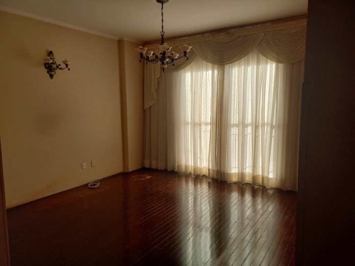 Apartamento à venda com 3 quartos, 100m² - Foto 1