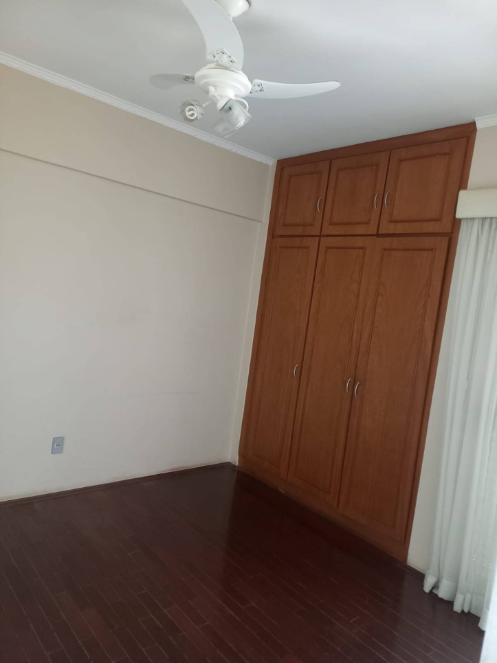 Apartamento à venda com 3 quartos, 100m² - Foto 4