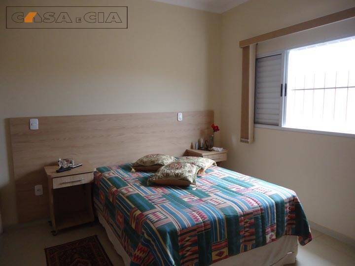 Casa à venda com 2 quartos, 168m² - Foto 9