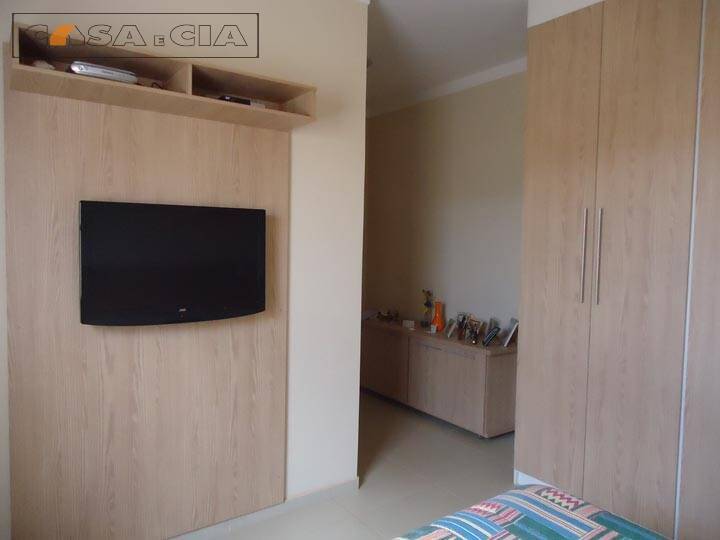 Casa à venda com 2 quartos, 168m² - Foto 10