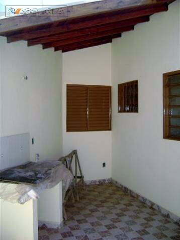 Casa à venda com 3 quartos, 99m² - Foto 17