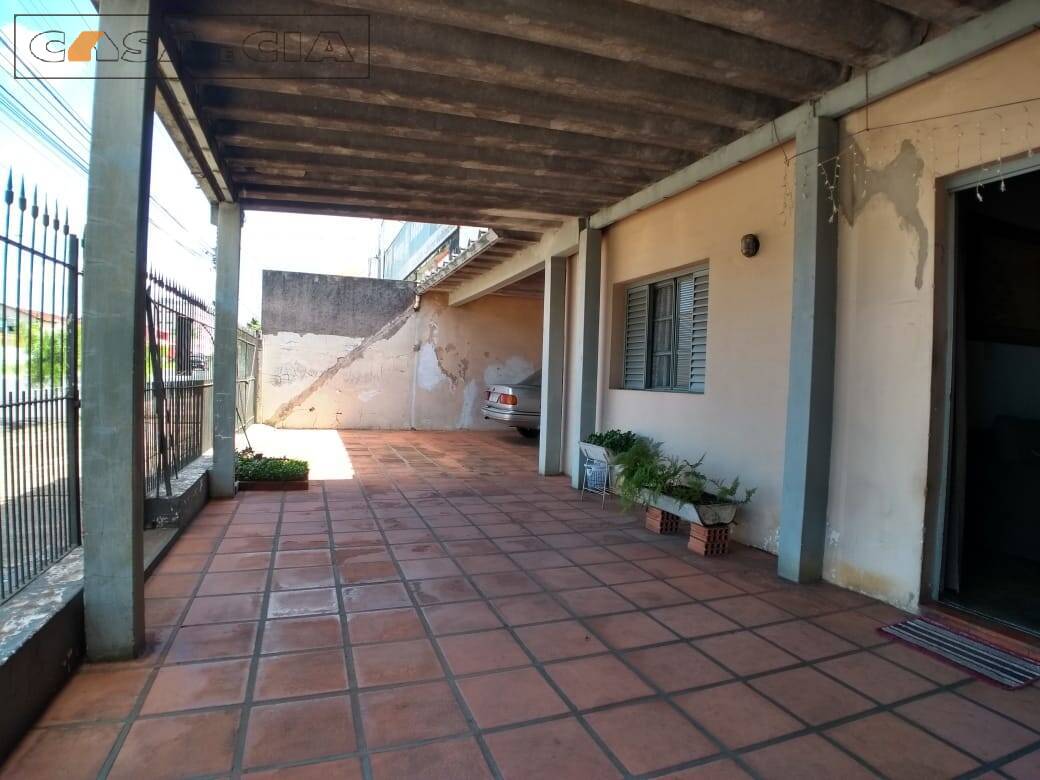 Casa à venda com 3 quartos, 160m² - Foto 2