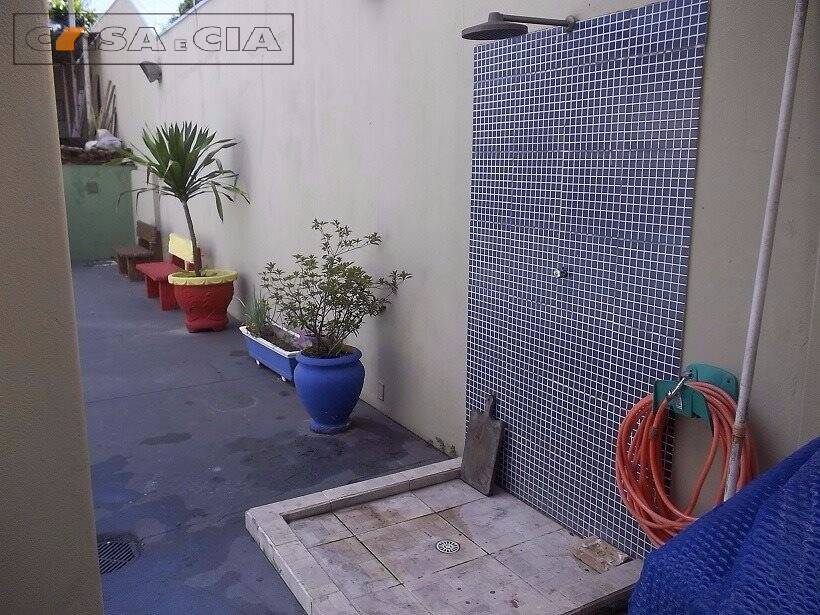 Casa à venda com 1 quarto, 100m² - Foto 11