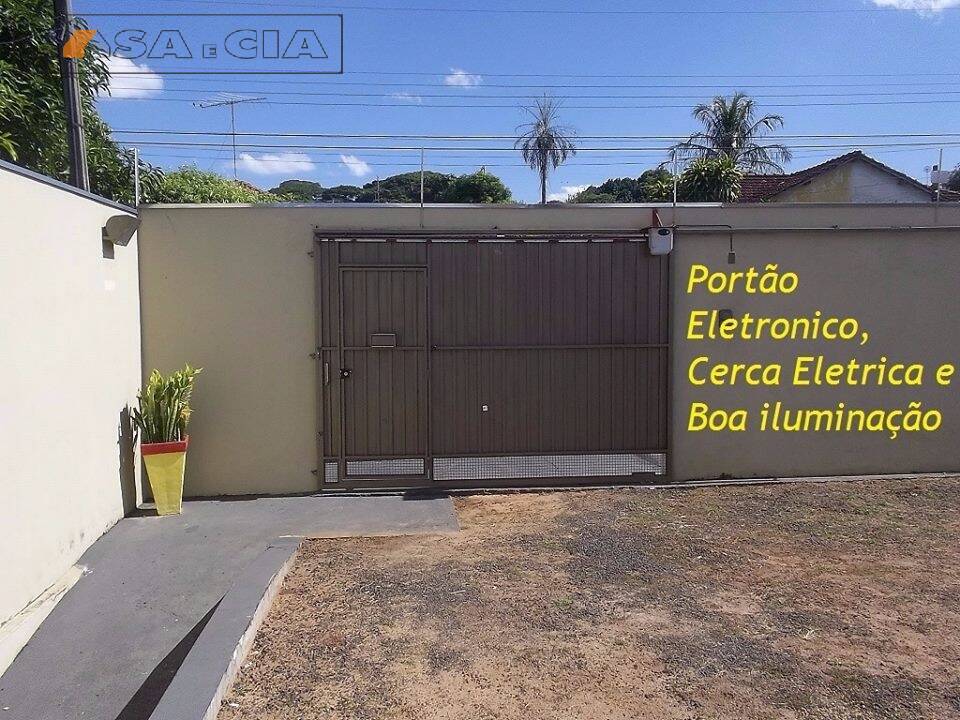 Casa à venda com 1 quarto, 100m² - Foto 2