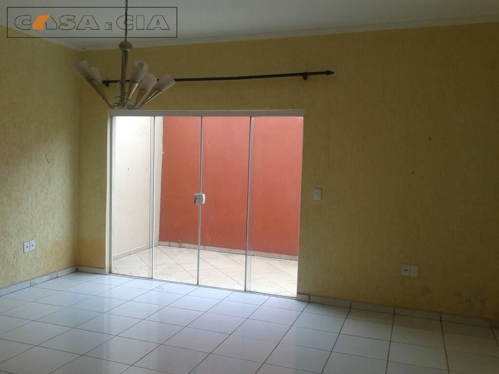 Casa à venda com 2 quartos, 112m² - Foto 5