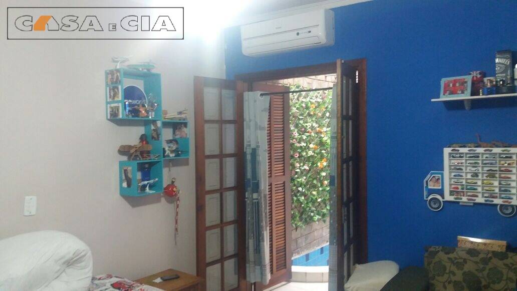 Casa à venda com 3 quartos, 305m² - Foto 12