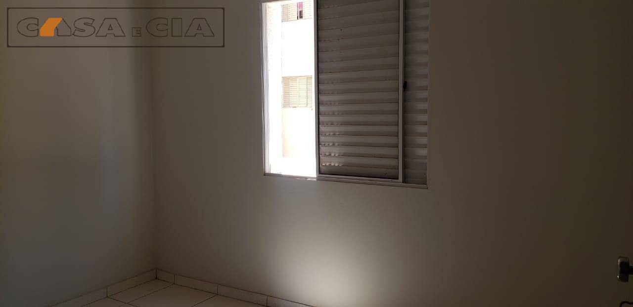 Apartamento à venda com 2 quartos, 46m² - Foto 15