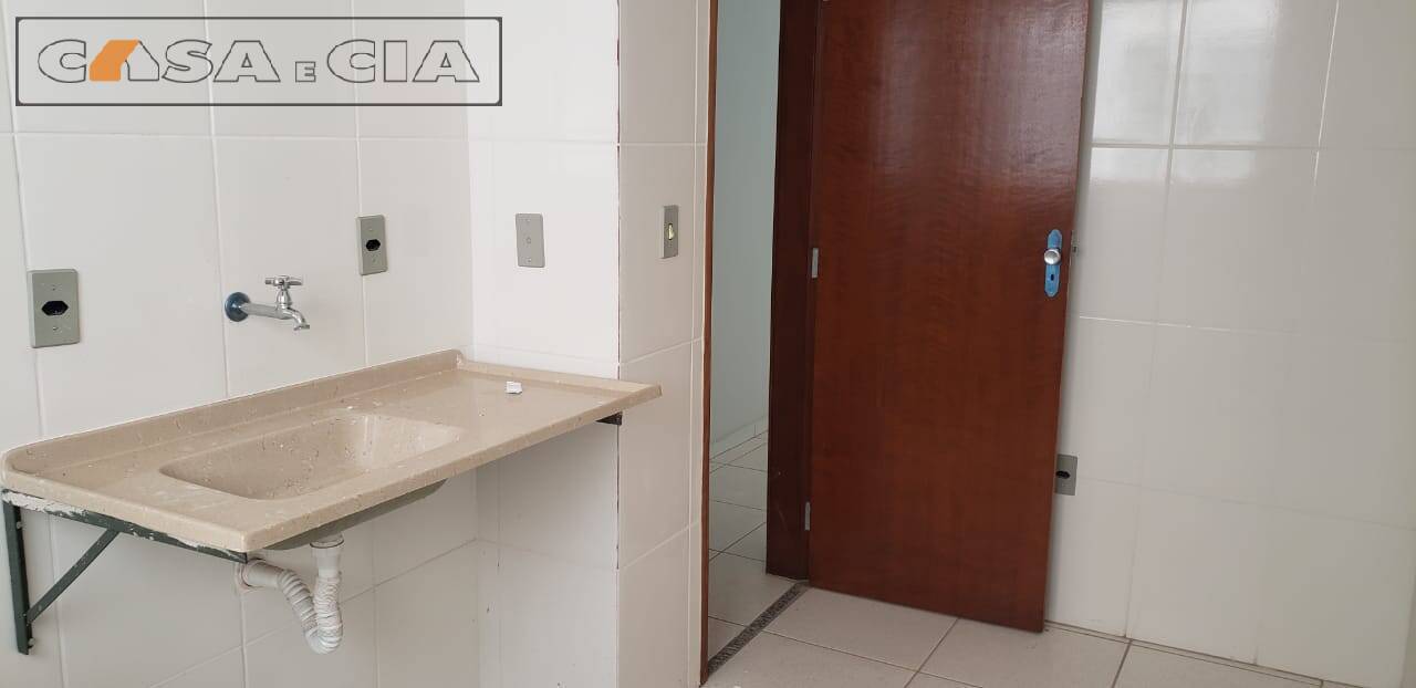 Apartamento à venda com 2 quartos, 46m² - Foto 20