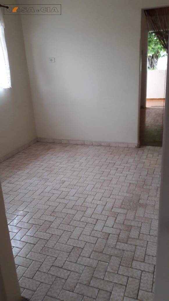 Casa à venda com 2 quartos, 100m² - Foto 5