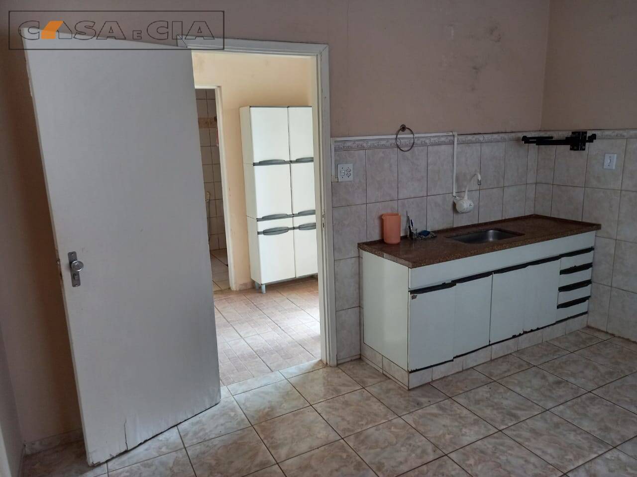 Casa à venda com 2 quartos, 100m² - Foto 11