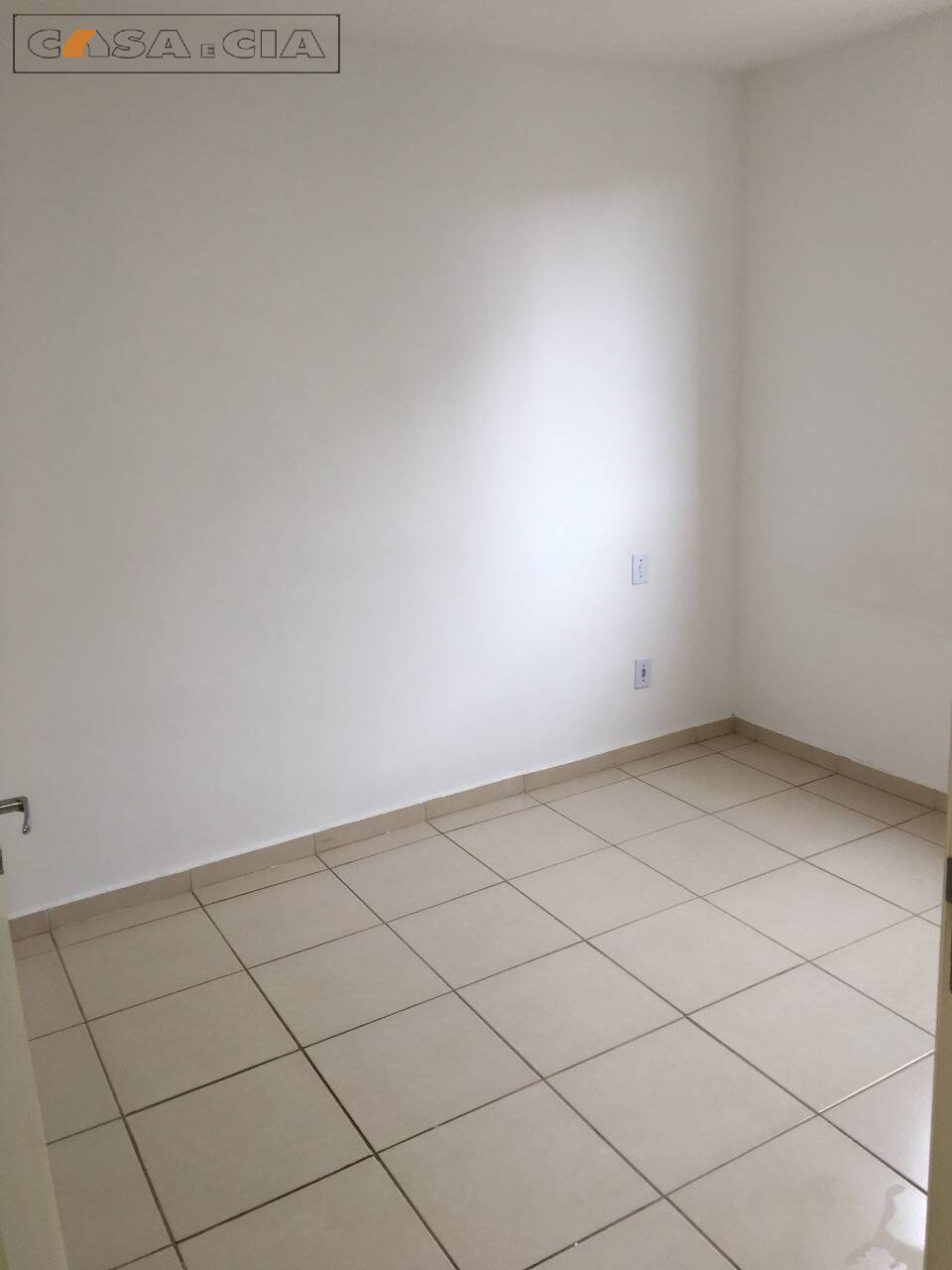 Apartamento à venda com 2 quartos, 42m² - Foto 9