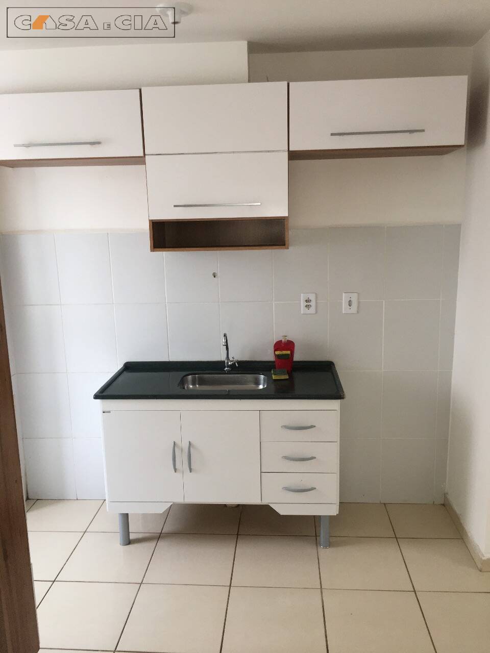 Apartamento à venda com 2 quartos, 42m² - Foto 3