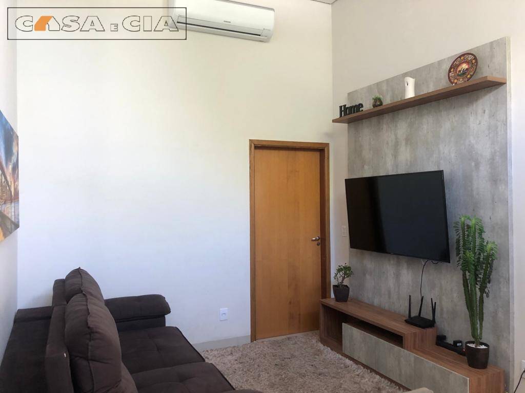 Casa à venda com 3 quartos, 132m² - Foto 4