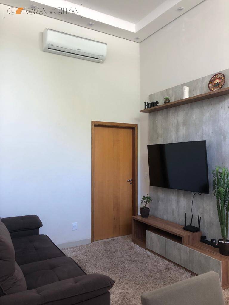 Casa à venda com 3 quartos, 132m² - Foto 3