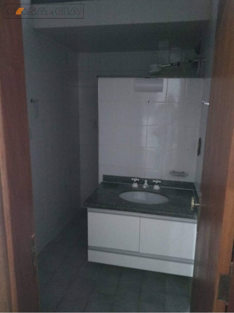 Casa à venda com 2 quartos, 179m² - Foto 12