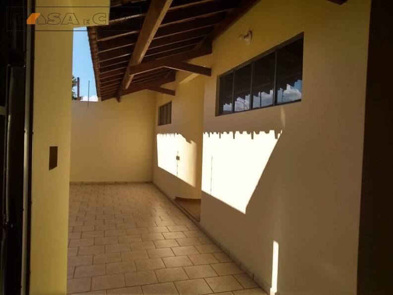 Casa à venda com 2 quartos, 179m² - Foto 6