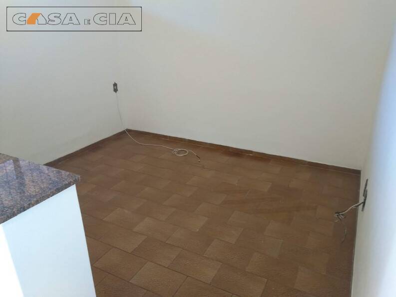 Casa à venda com 2 quartos, 179m² - Foto 15