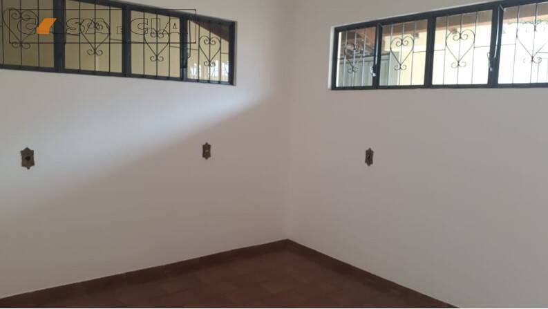 Casa à venda com 2 quartos, 179m² - Foto 11