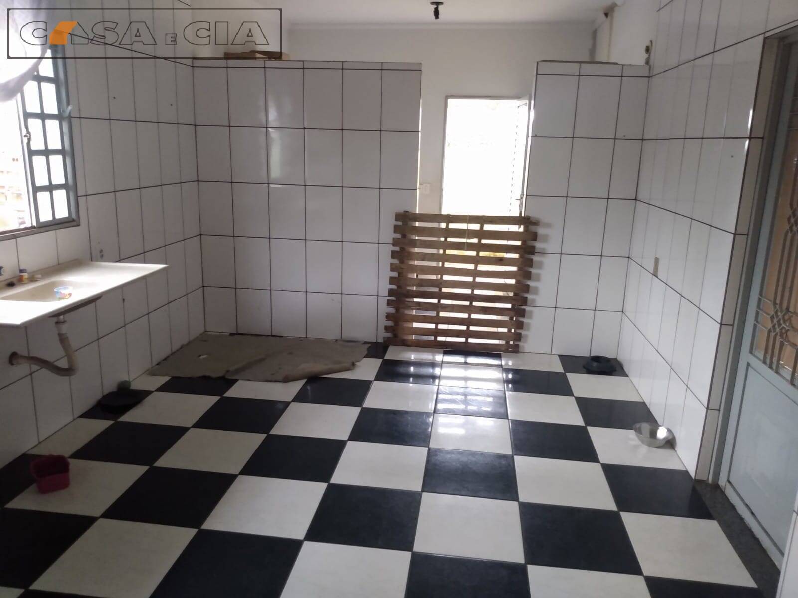 Casa à venda com 3 quartos, 226m² - Foto 14