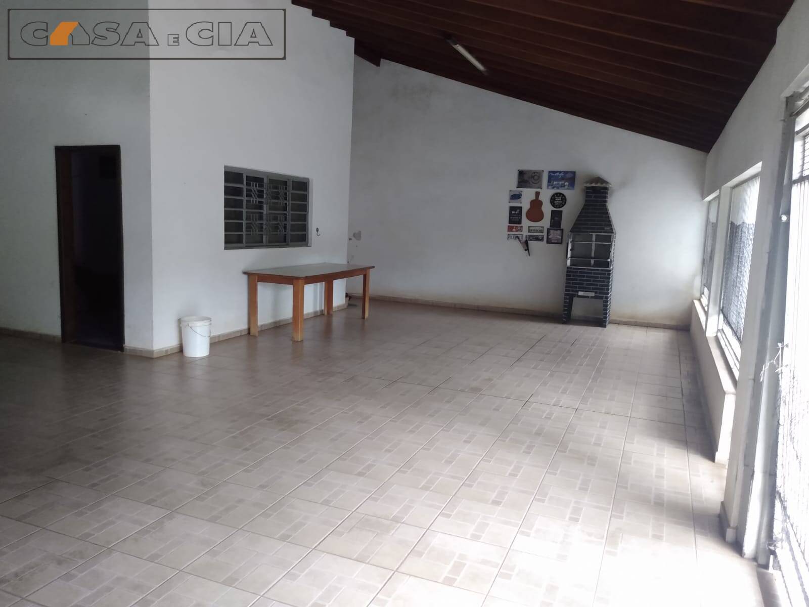 Casa à venda com 3 quartos, 226m² - Foto 5