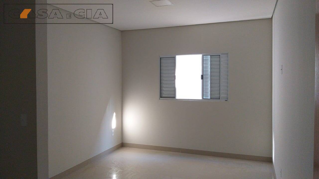 Casa à venda com 3 quartos, 121m² - Foto 9