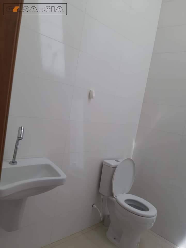 Casa à venda com 3 quartos, 260m² - Foto 8