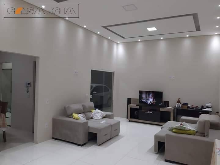 Casa à venda com 3 quartos, 260m² - Foto 3